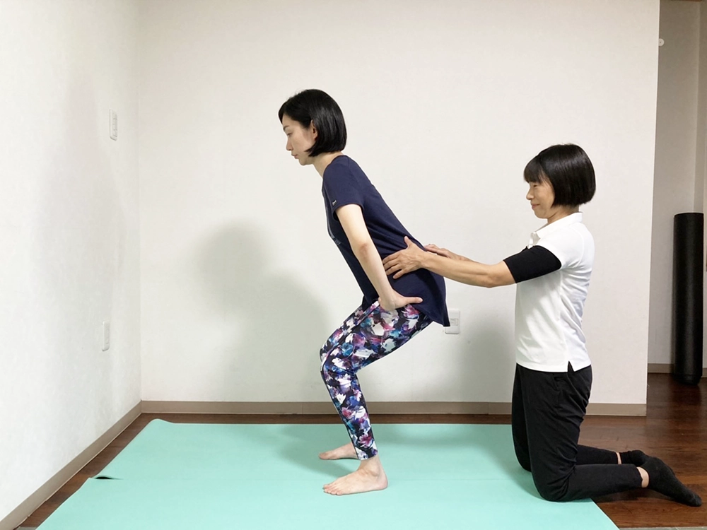 スクワット時の骨頭の動き